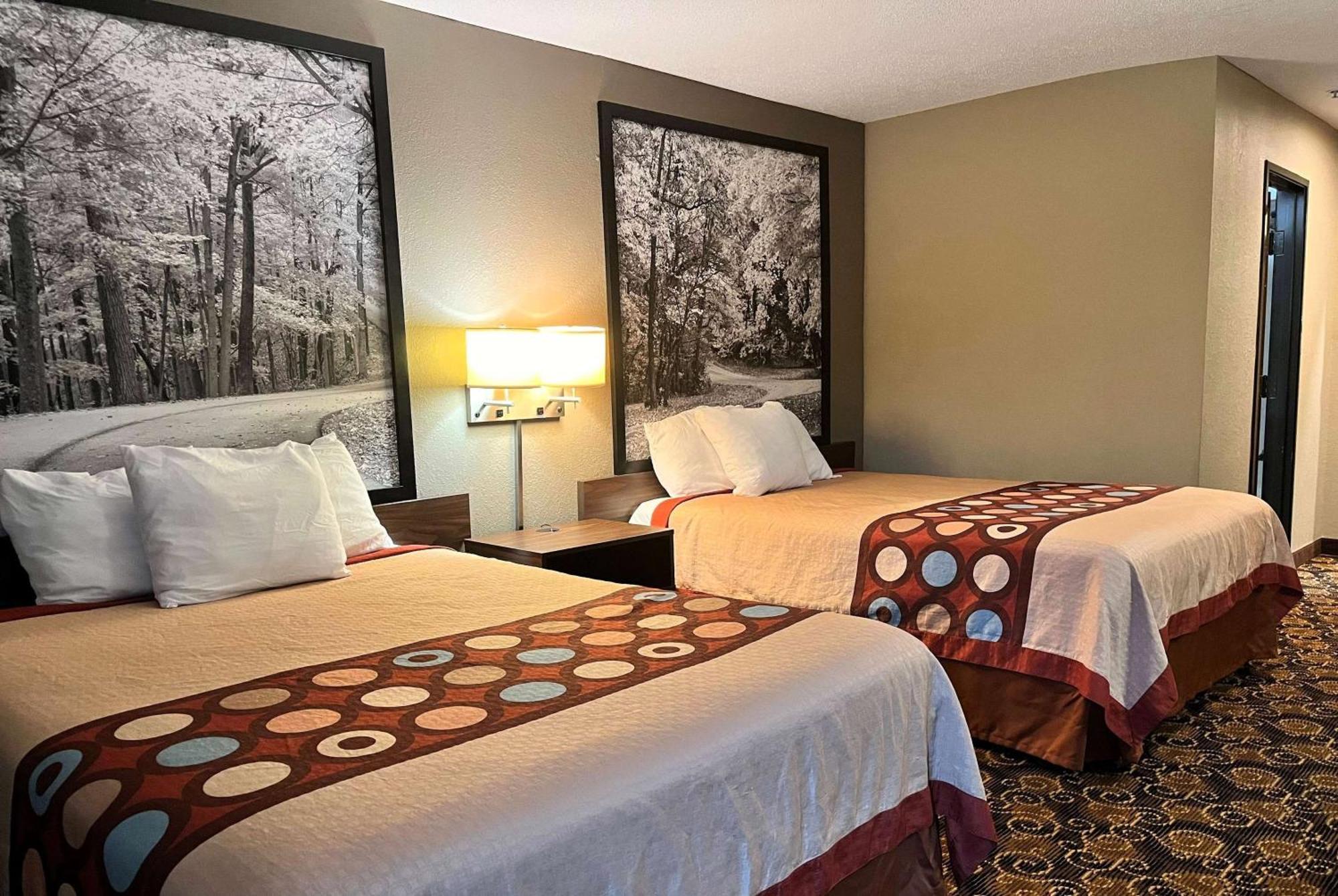 Super 8 By Wyndham Evansville North Stacer Εξωτερικό φωτογραφία